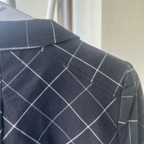 Nanette Lepore blazer size 0 - Picture 7 of 7